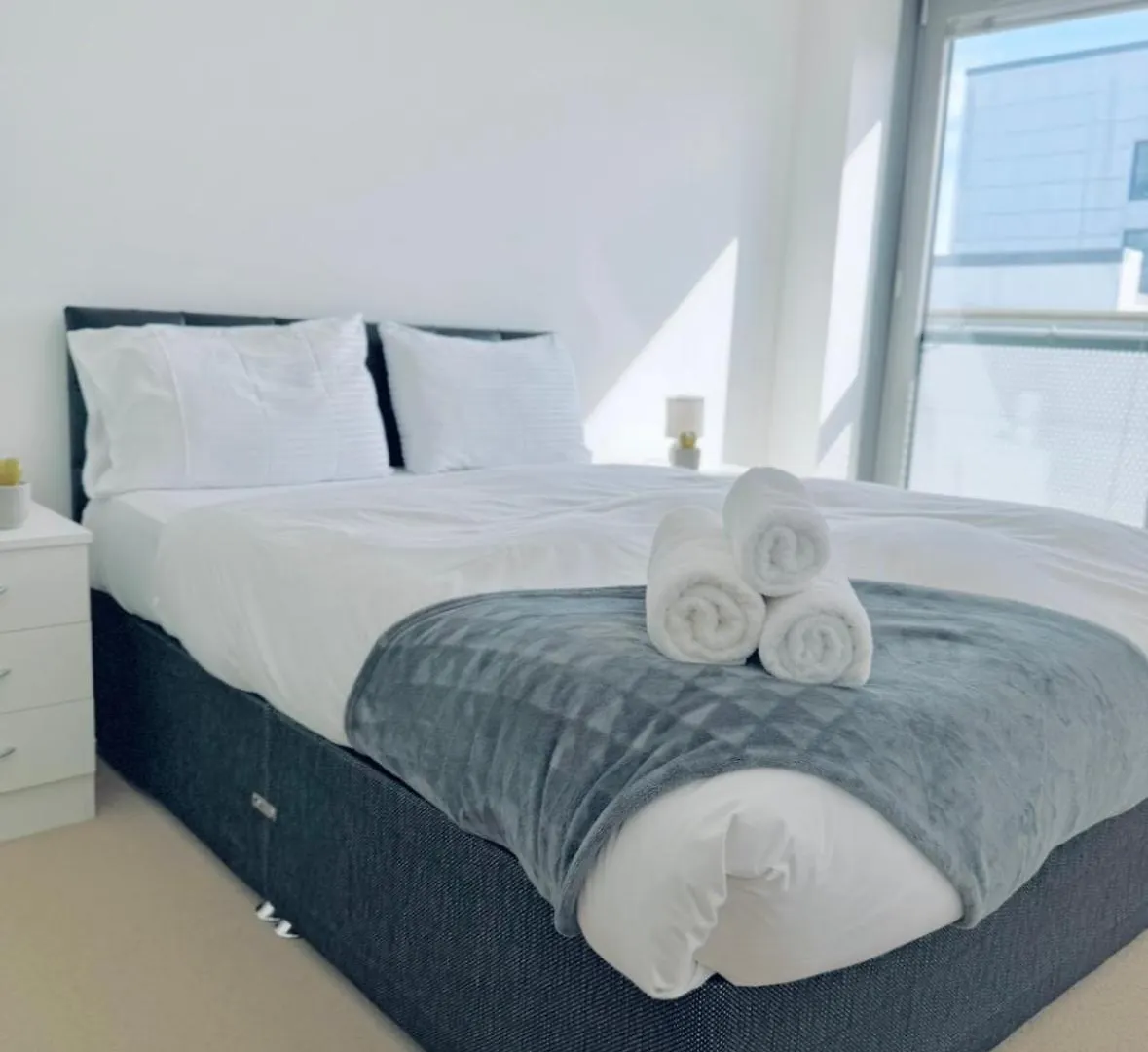 Modern Two Bedroom Apartments Edinburgh